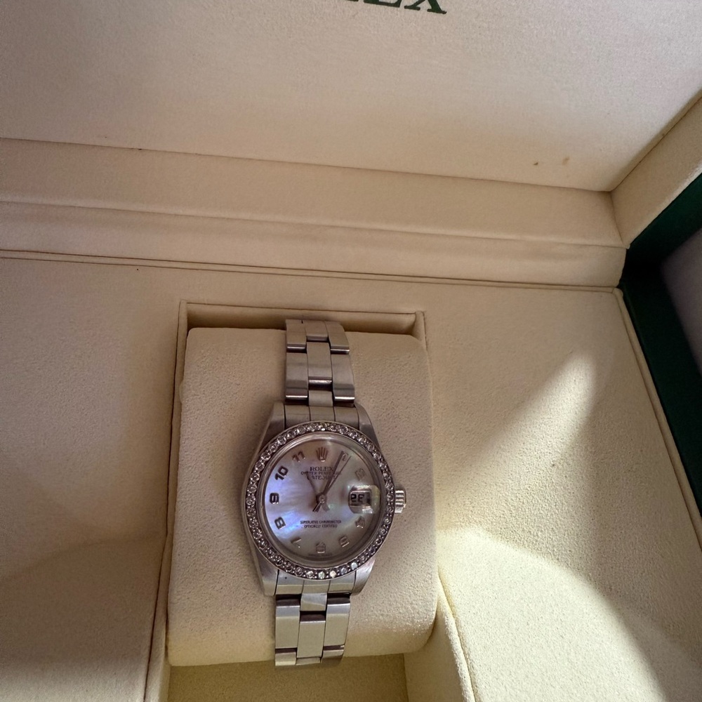 Rolex Datejust Gold and Silver Watch - Picture 4 of 13